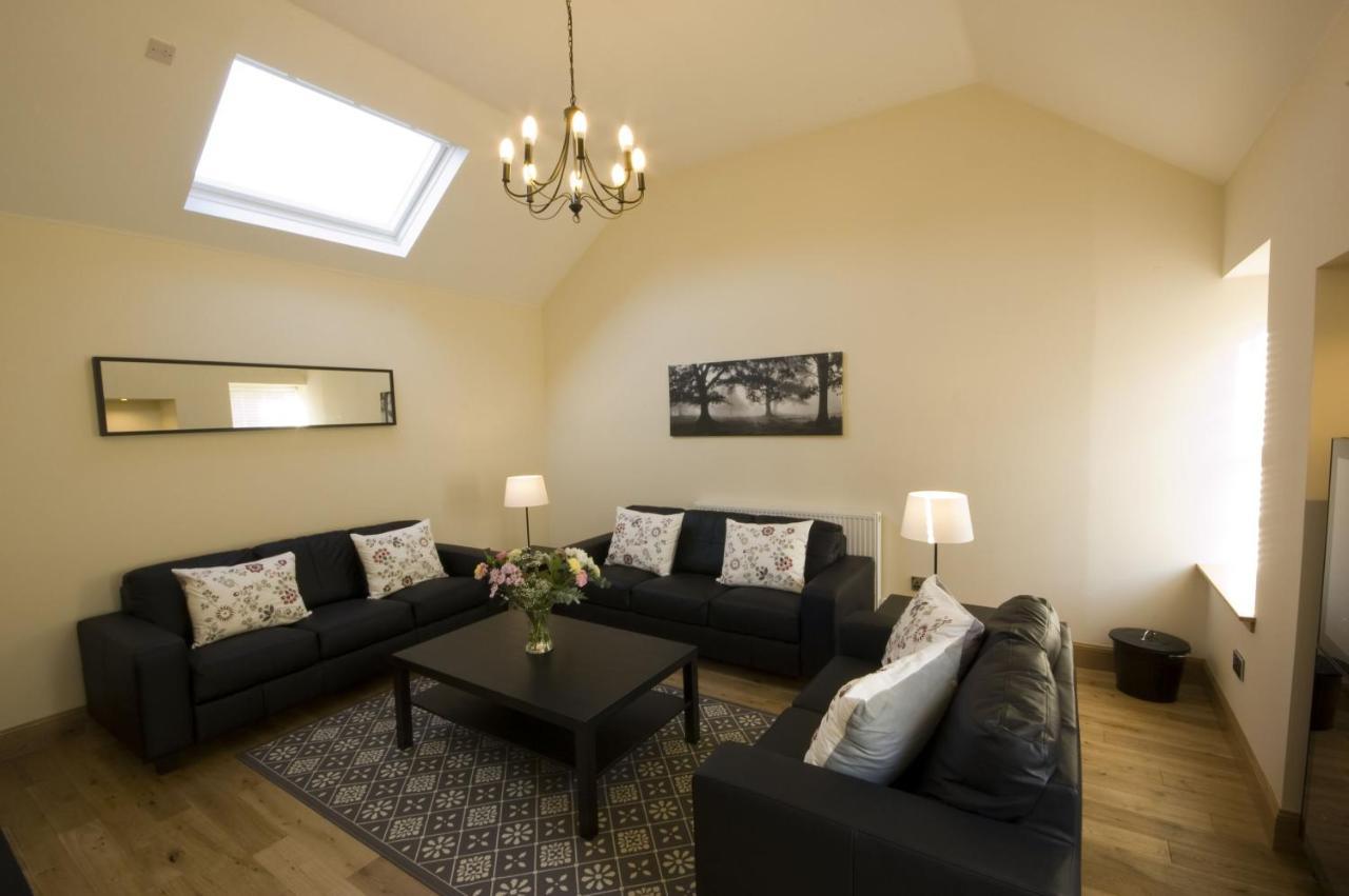Harviestoun House